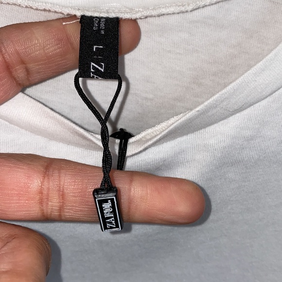 NWT The Creation Of Man Cropped T-Shirt From  Zaful  Size: Large - Picture 3 of 3